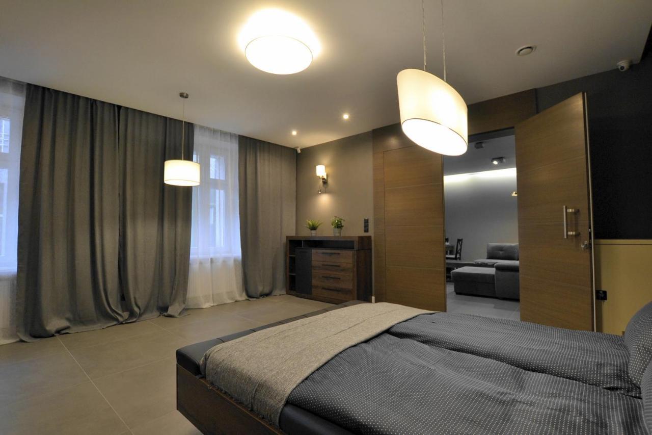 Apartament Platynowy - Centrum Gliwic Z Parkingiem Gliwice Buitenkant foto