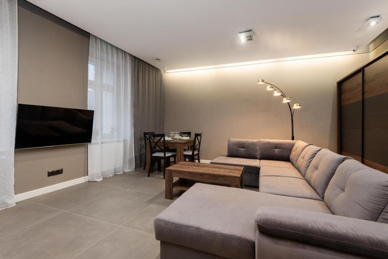 Apartament Platynowy - Centrum Gliwic Z Parkingiem Gliwice Buitenkant foto