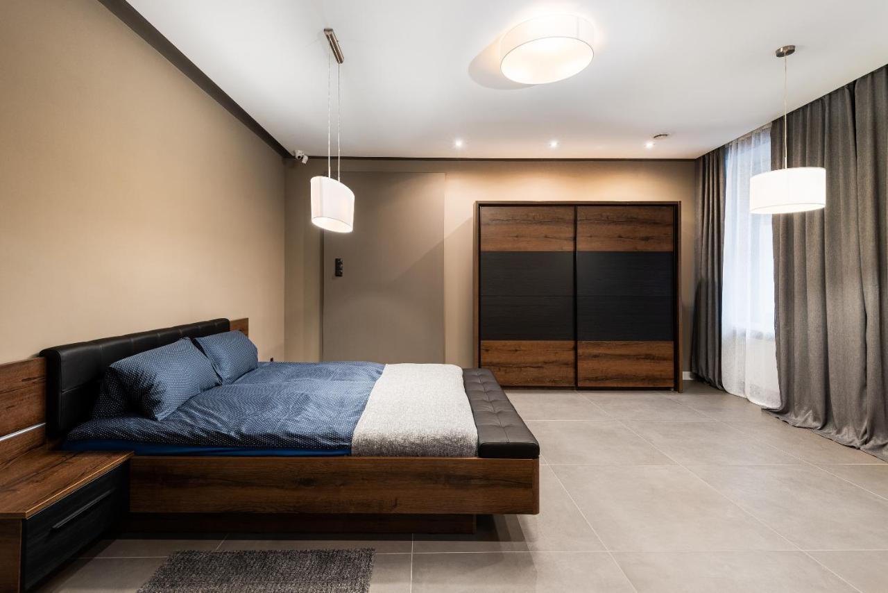 Apartament Platynowy - Centrum Gliwic Z Parkingiem Gliwice Buitenkant foto
