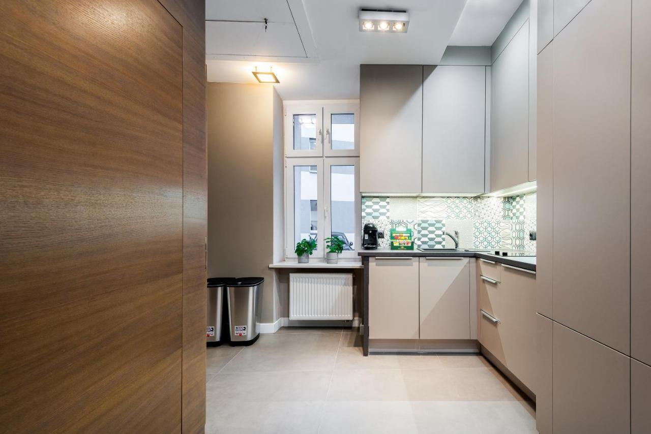 Apartament Platynowy - Centrum Gliwic Z Parkingiem Gliwice Buitenkant foto